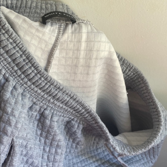 White Fox Boutique Gray Waffle Knit Thick Joggers/Sweatpants Size Large - Picture 7 of 7